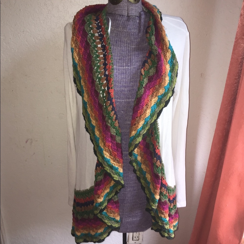 Double zero cardigan rainbow crochet trim sz large